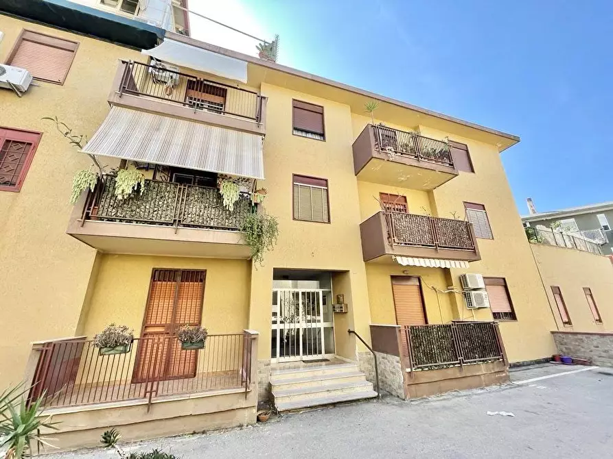 Immagine 1 di Appartamento in vendita  in Via Inserra a Palermo