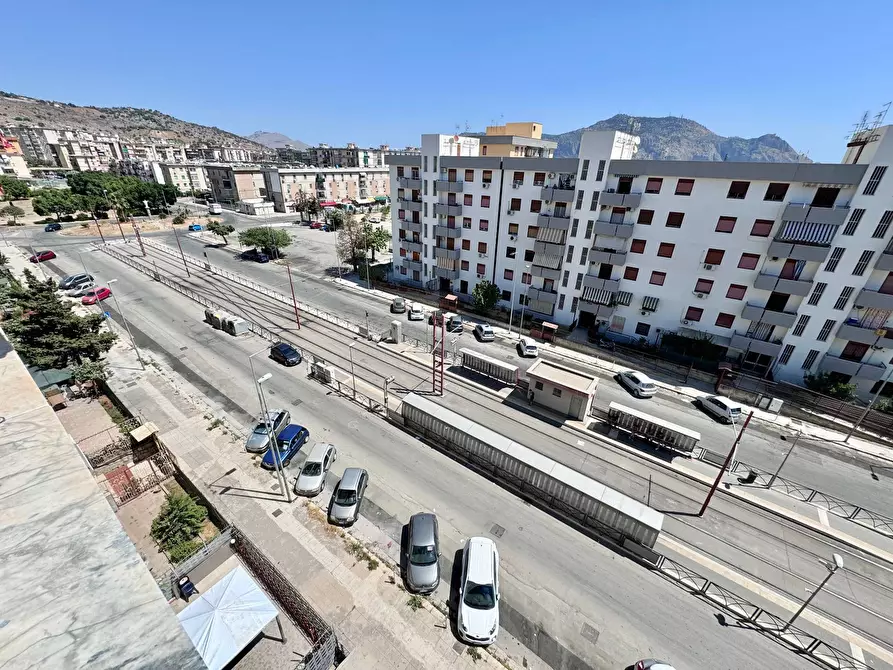 Immagine 7 di Appartamento in vendita  in Via Filippo Paladini a Palermo