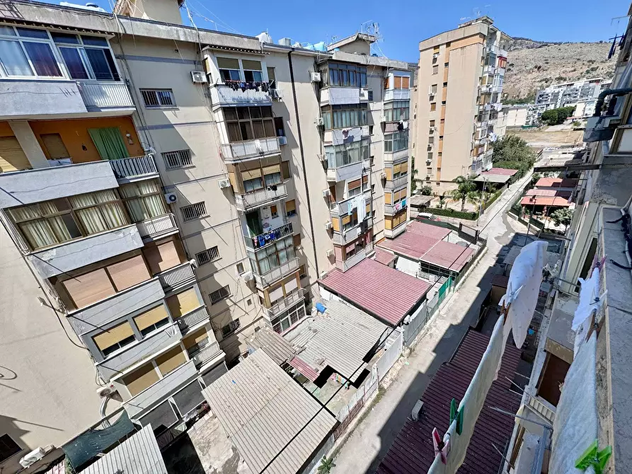 Immagine 9 di Appartamento in vendita  in Via Filippo Paladini a Palermo