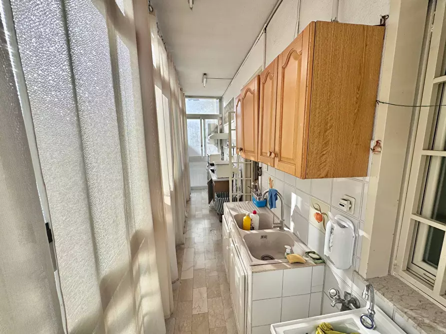 Immagine 3 di Appartamento in vendita  in Via Americo Luna a Palermo