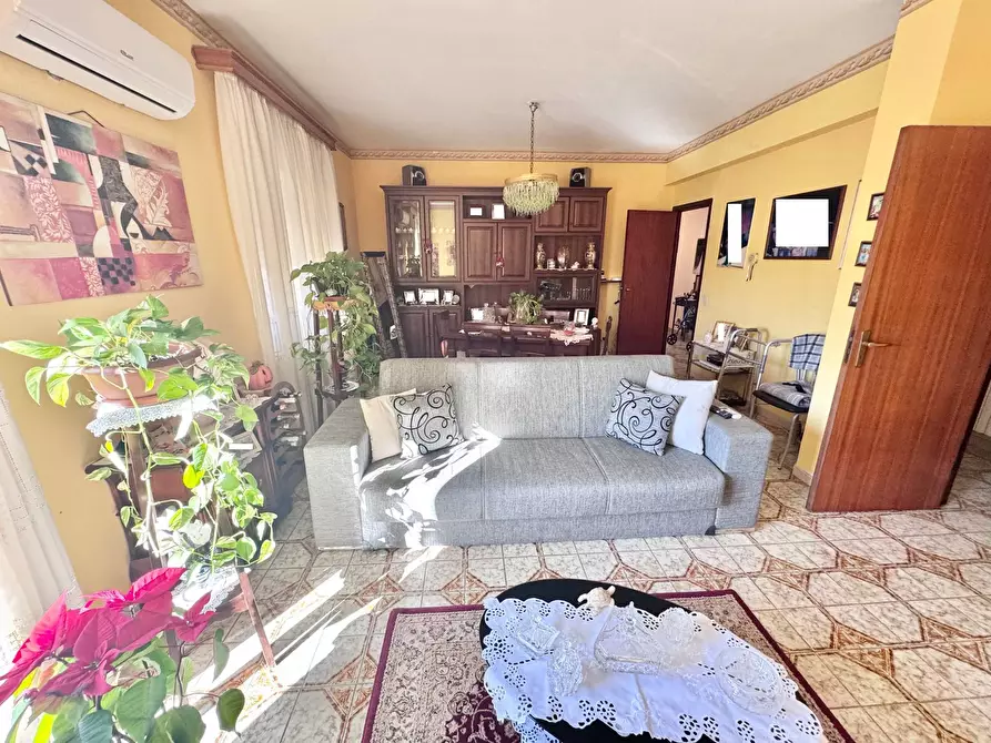 Immagine 10 di Appartamento in vendita  in Via Cruillas a Palermo