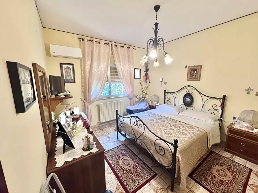 Immagine 12 di Appartamento in vendita  in Via Cruillas a Palermo