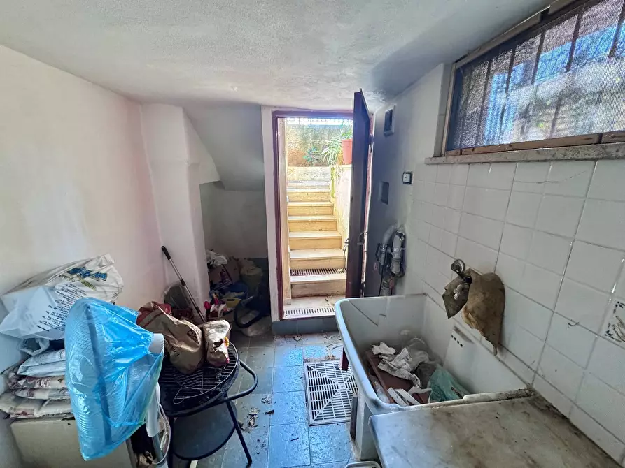 Immagine 6 di Appartamento in vendita  in Via Cruillas a Palermo