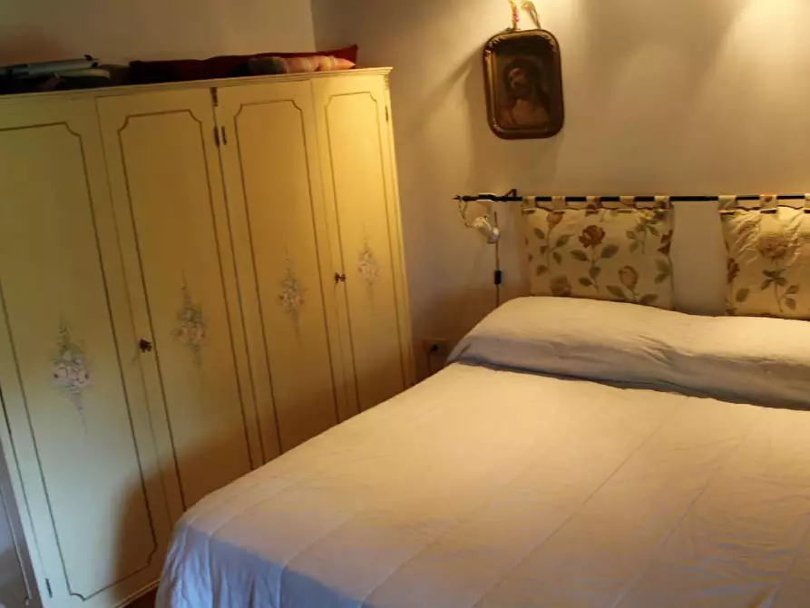 Immagine 10 di Camera in vendita  in Via Delle Manere a Roburent