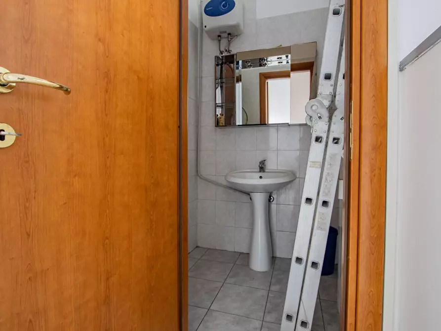 Immagine 10 di Ufficio in affitto  in Corso Unione Sovietica a Torino