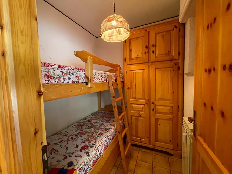 Immagine 5 di Appartamento in vendita  in Via Giangirone a Roburent