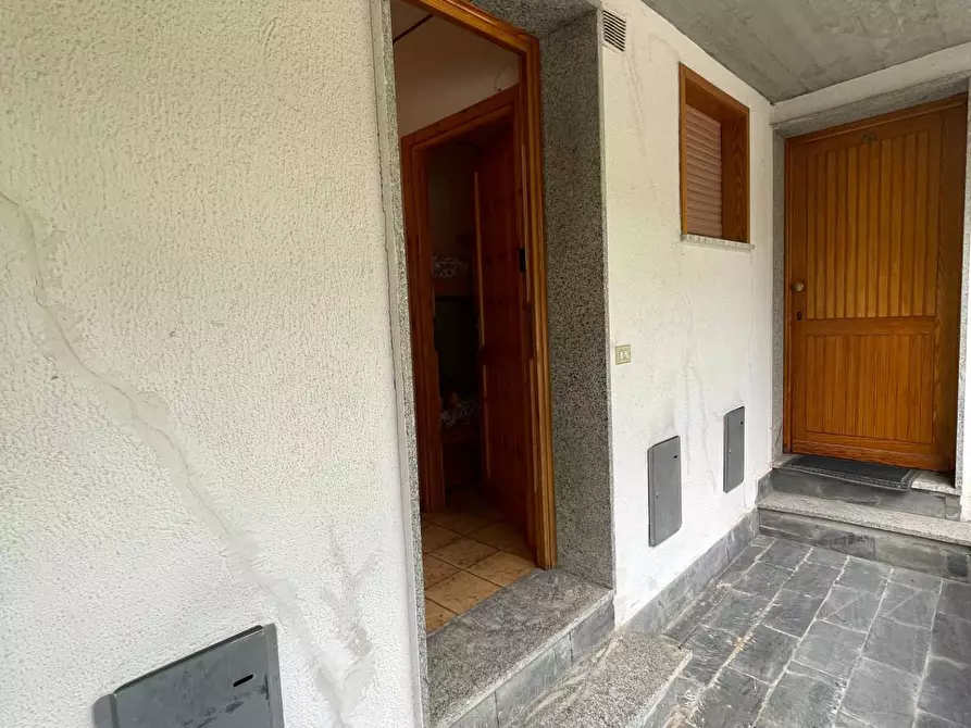 Immagine 12 di Appartamento in vendita  in Via Giangirone a Roburent