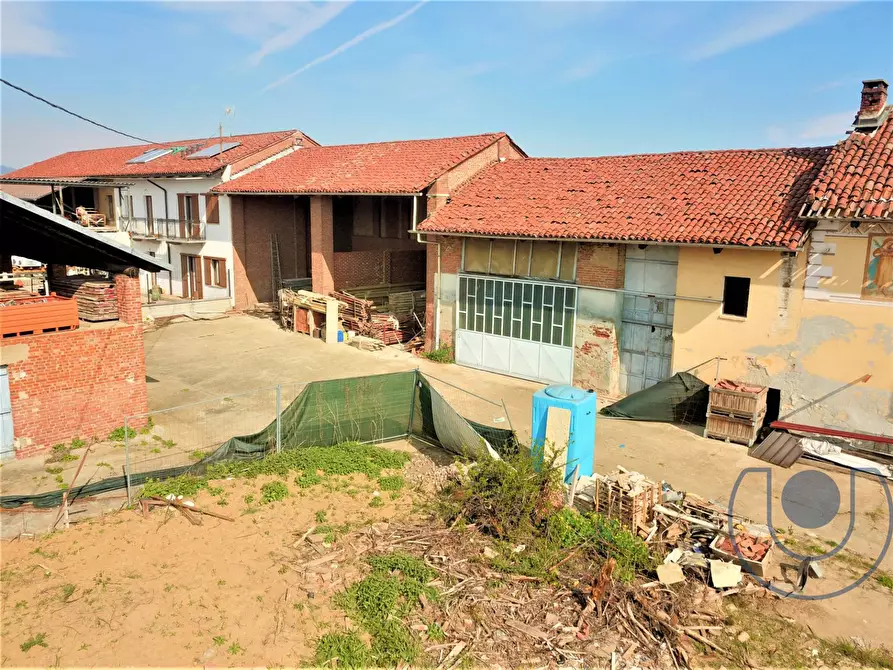 Immagine 2 di Rustico / casale in vendita  in Via Conte Rossi di Montelera a Chieri