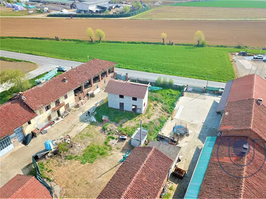 Immagine 3 di Rustico / casale in vendita  in Via Conte Rossi di Montelera a Chieri