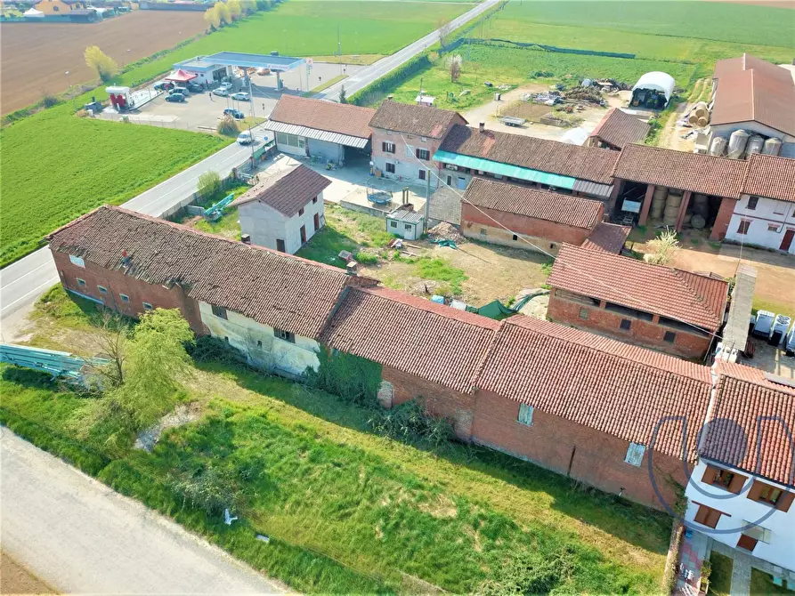 Immagine 19 di Rustico / casale in vendita  in Via Conte Rossi di Montelera a Chieri