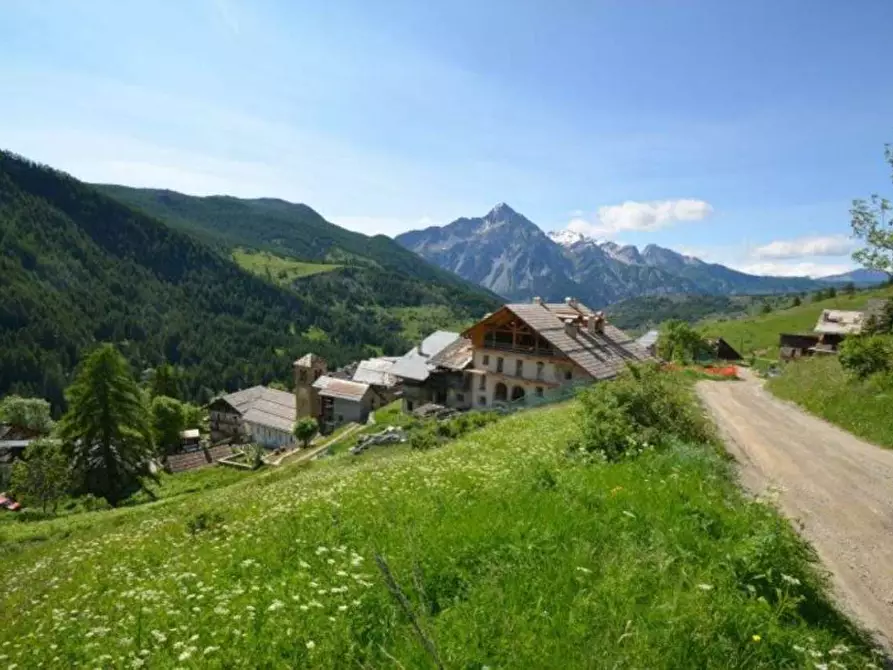 Immagine 1 di Baita in vendita  in Borgo Thures a Cesana Torinese