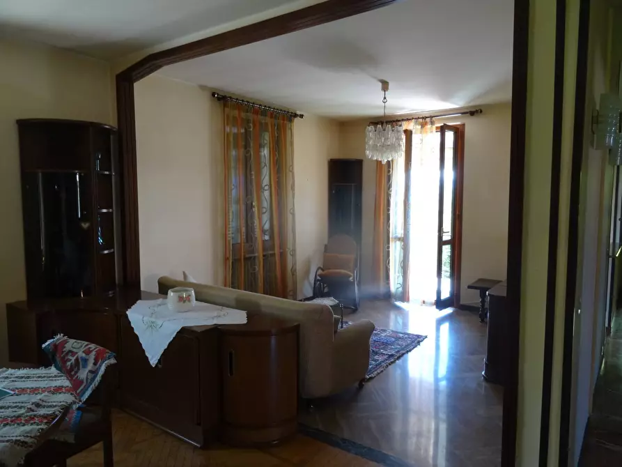 Immagine 1 di Appartamento in affitto  in Via Nino Carboneri a Mondovi'
