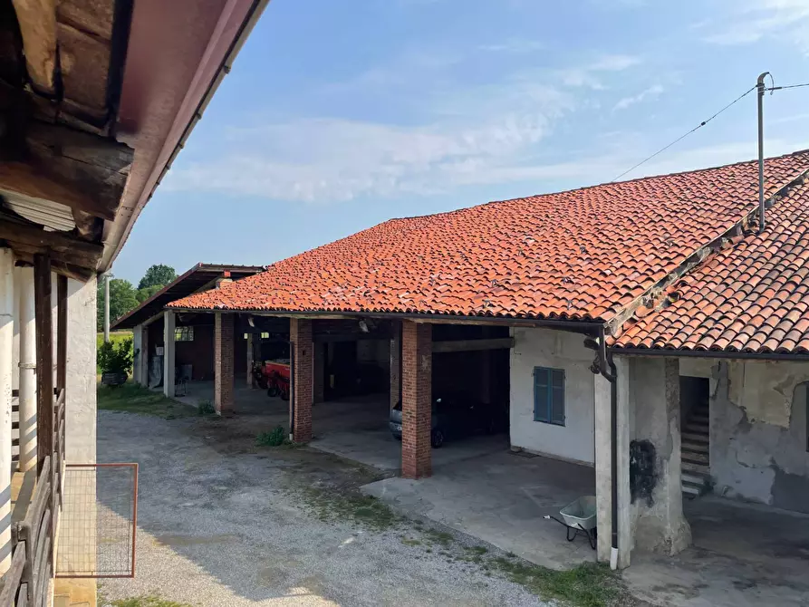 Immagine 2 di Terreno agricolo in vendita  in Strada prov.le Mondovì - Villanova a Mondovì