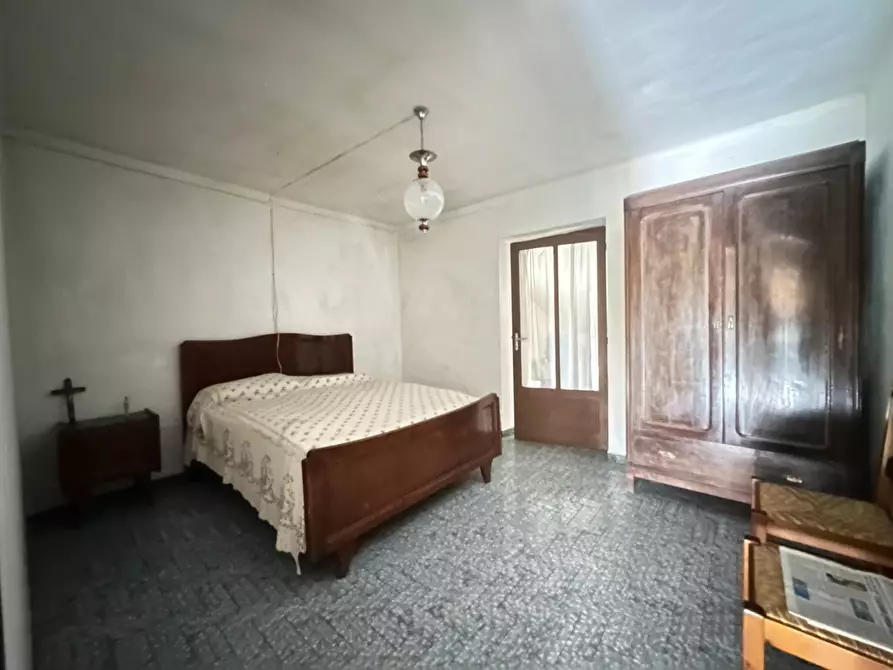 Immagine 28 di Camera in vendita  in Bisalta a Cuneo