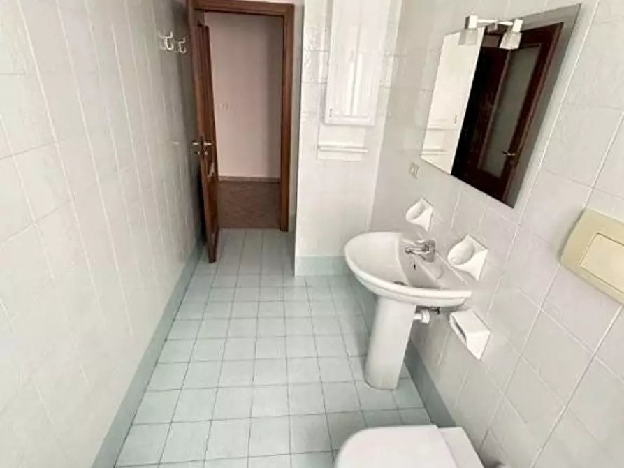 Immagine 22 di Appartamento in vendita  in XX Settembre a Cuneo