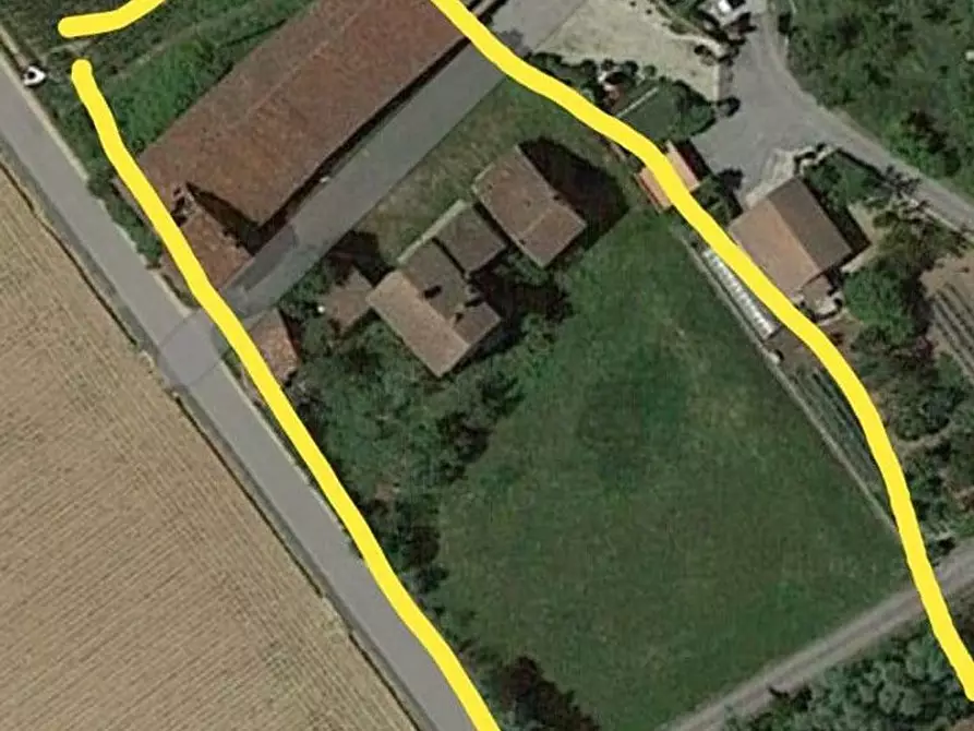 Immagine 8 di Rustico / casale in vendita  in Regina Elena a Rocca De' Baldi