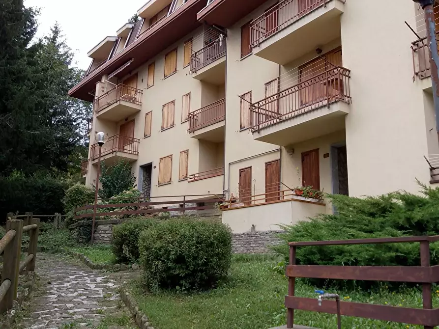 Immagine 1 di Appartamento in vendita  in Via Martini a Viola