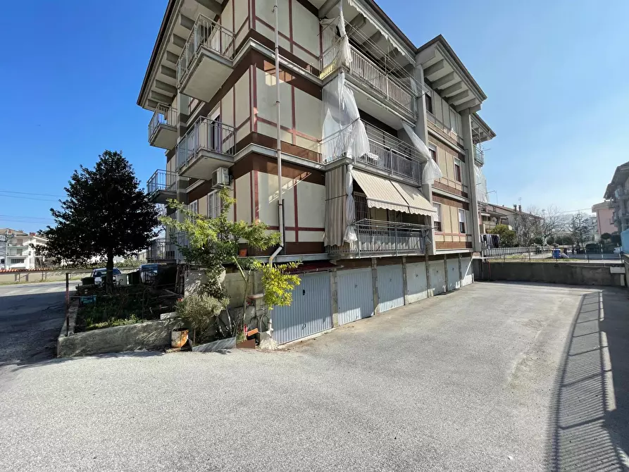Immagine 1 di Appartamento in vendita  in via alba a Mondovi'