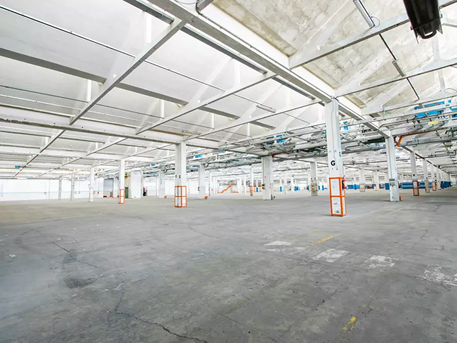 Immagine 5 di Capannone industriale in vendita  in Via Alessandria a Rivoli