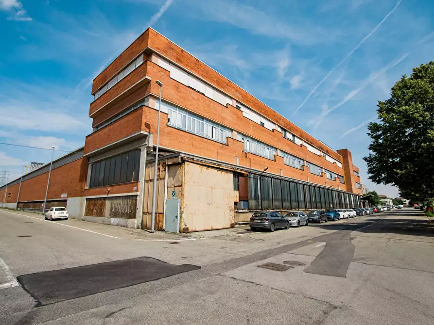Immagine 3 di Capannone industriale in vendita  in Via Alessandria a Rivoli