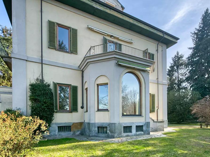 Immagine 1 di Villa in vendita  in Strada Comunale Di Superga a Torino