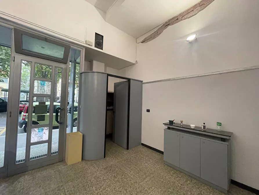 Immagine 10 di Negozio in affitto  in Corso Unione Sovietica a Torino