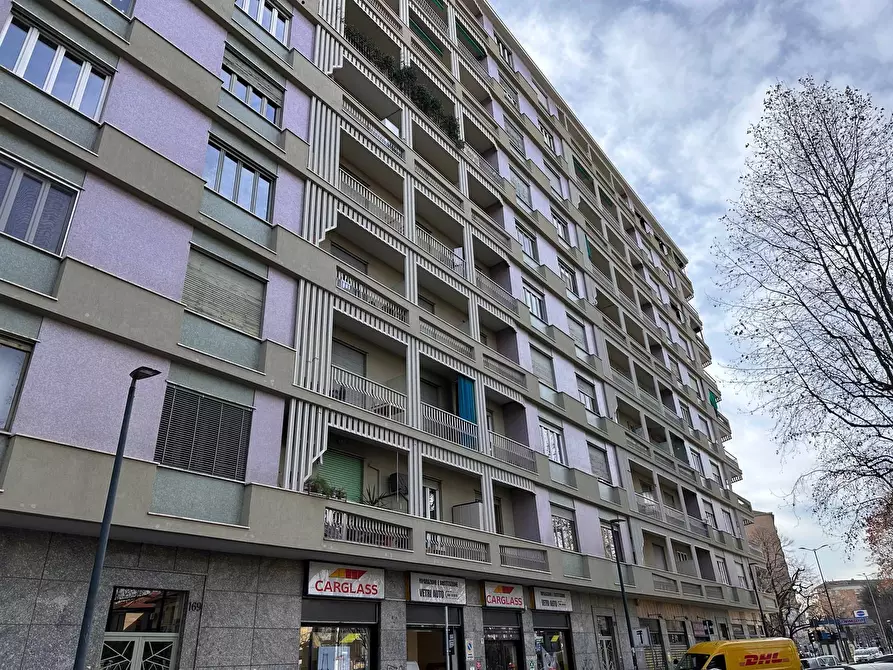 Immagine 16 di Negozio in affitto  in Corso Unione Sovietica a Torino