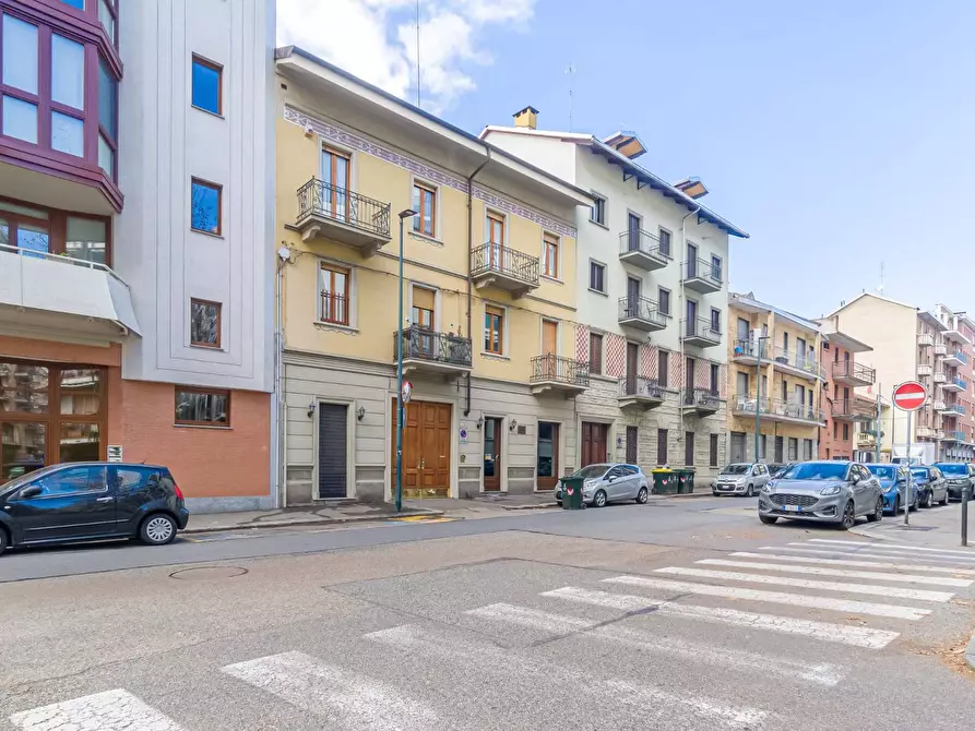 Immagine 1 di Appartamento in vendita  in Via Bainsizza a Torino