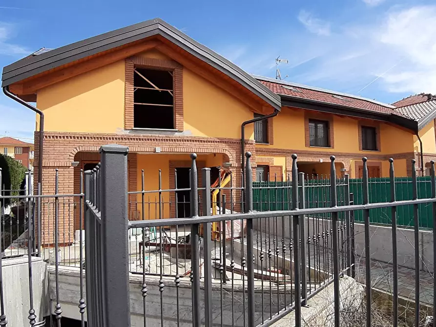 Immagine 18 di Villa in vendita  in VIA MARTIRI DELLA LIBERTA' a San Maurizio Canavese