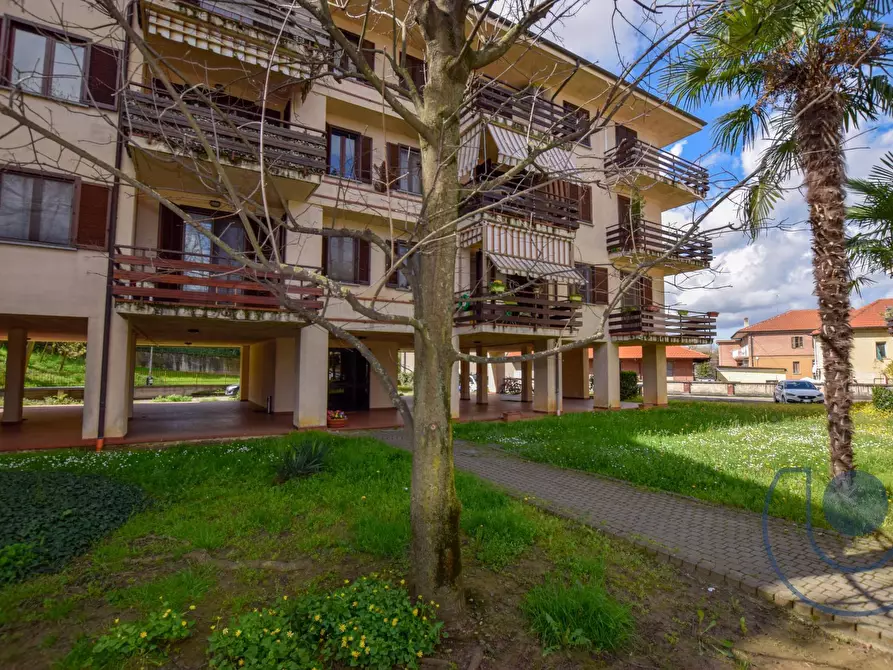 Immagine 1 di Appartamento in vendita  in Piazza Nicolò Francone a Chieri