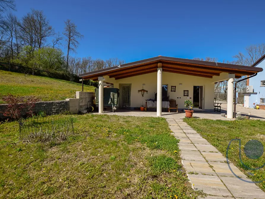 Immagine 2 di Casa indipendente in vendita  in Strada Cornaglione a San Paolo Solbrito