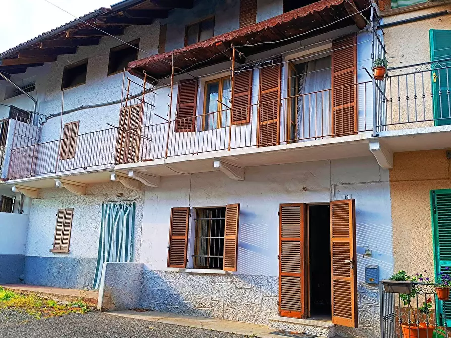 Immagine 1 di Casa indipendente in vendita  in Borgata Baima a San Carlo Canavese