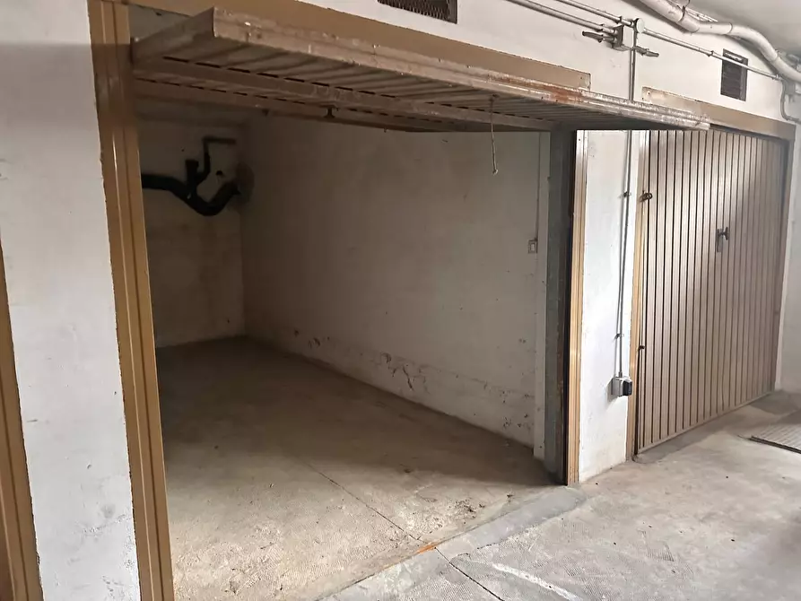 Immagine 20 di Appartamento in vendita  in via Gaspare Bosio a Asti