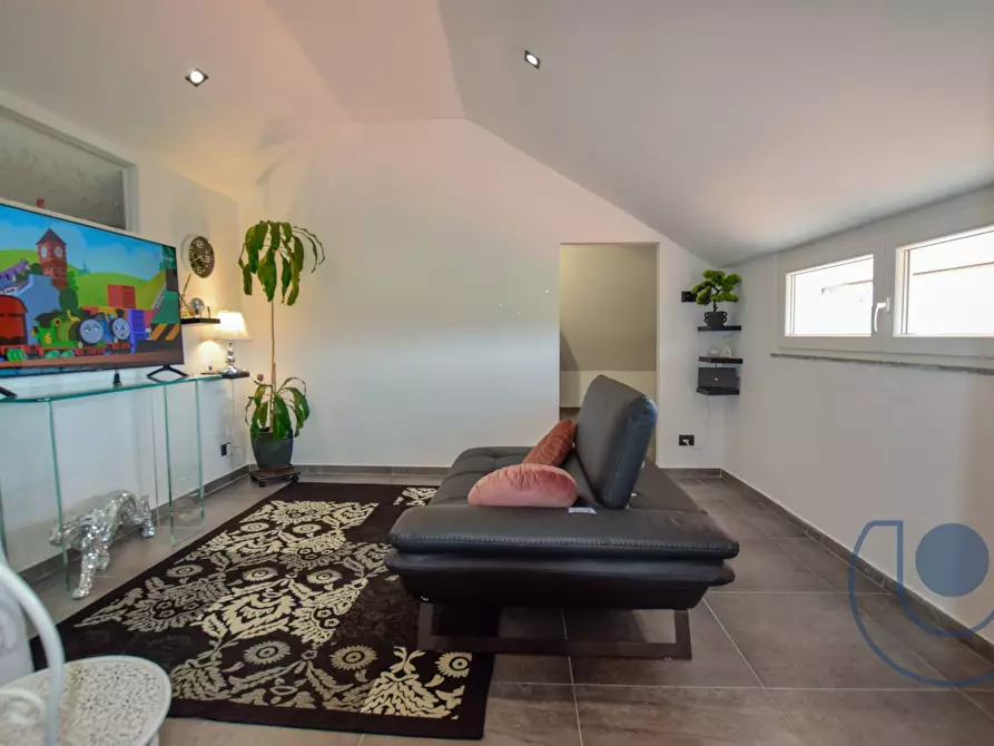 Immagine 18 di Attico in vendita  in Via Monviso a Pino Torinese