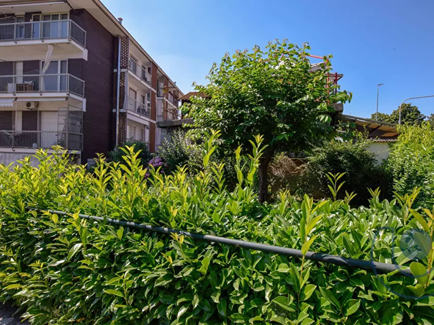 Immagine 27 di Attico in vendita  in Via Monviso a Pino Torinese