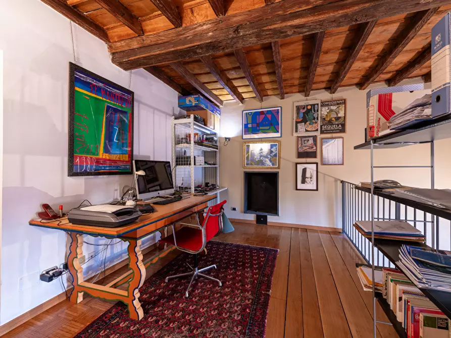 Immagine 9 di Appartamento in vendita  in Via Porta Palatina a Torino