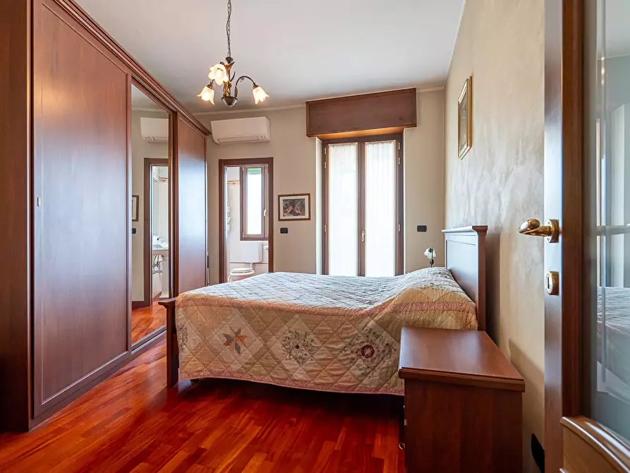 Immagine 21 di Appartamento in vendita  in via Dei Mulini a Orbassano