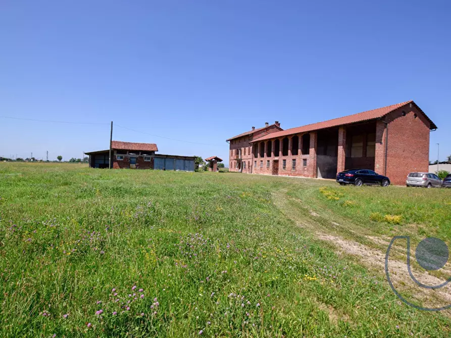 Immagine 1 di Rustico / casale in vendita  in Borgo Bianchi a Villanova D'asti