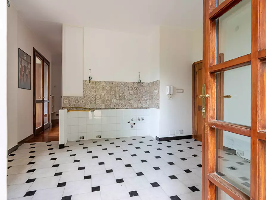 Immagine 16 di Appartamento in vendita  in Strada Val Salice a Torino