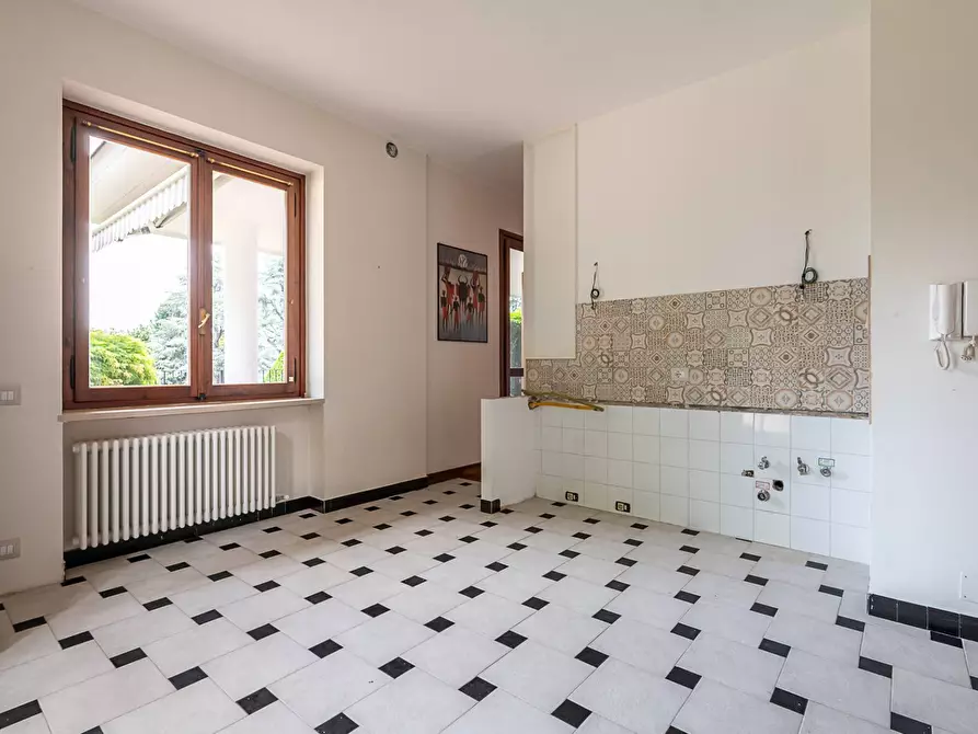 Immagine 14 di Appartamento in vendita  in Strada Val Salice a Torino