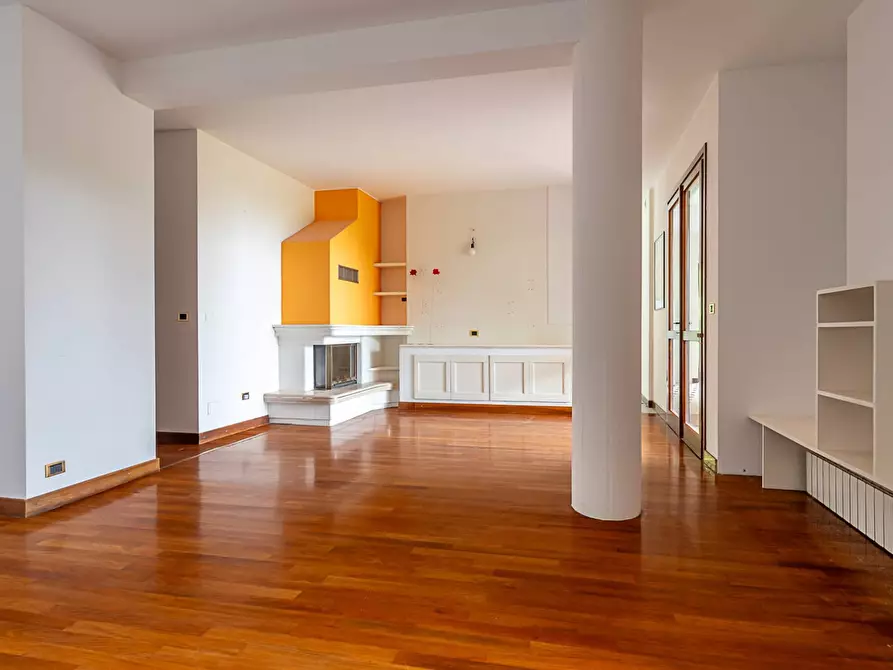 Immagine 7 di Appartamento in vendita  in Strada Val Salice a Torino