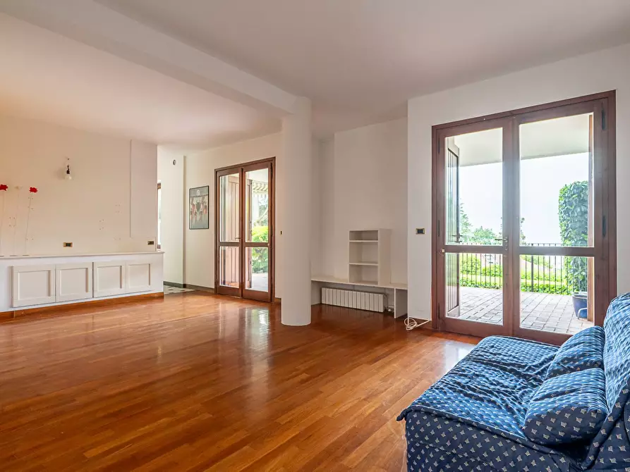 Immagine 8 di Appartamento in vendita  in Strada Val Salice a Torino