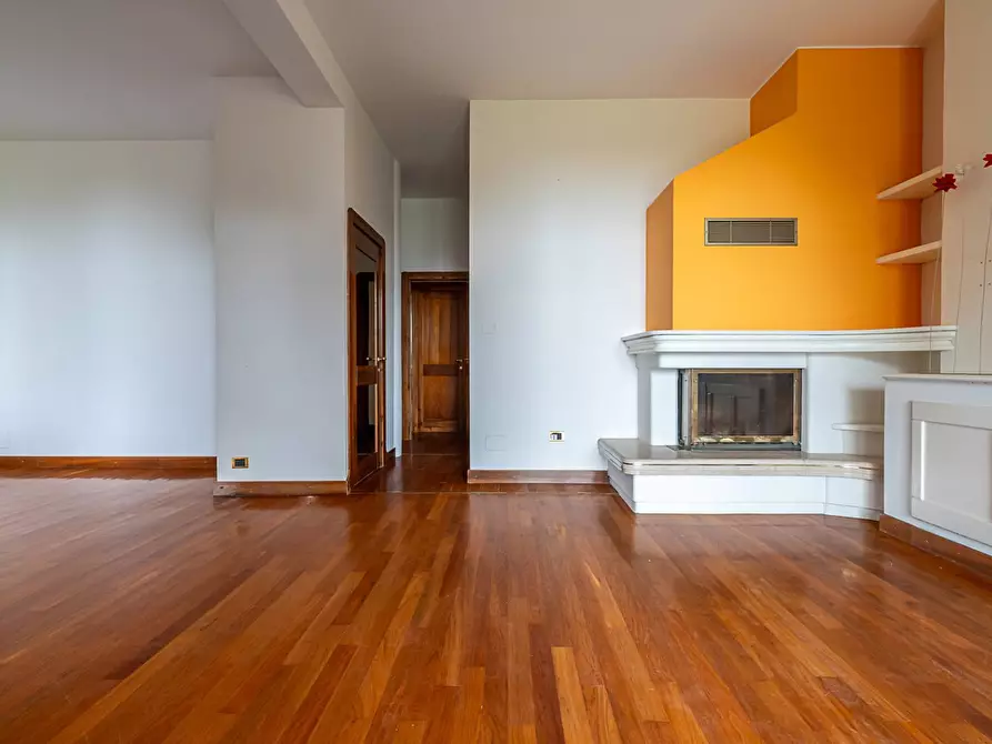 Immagine 9 di Appartamento in vendita  in Strada Val Salice a Torino