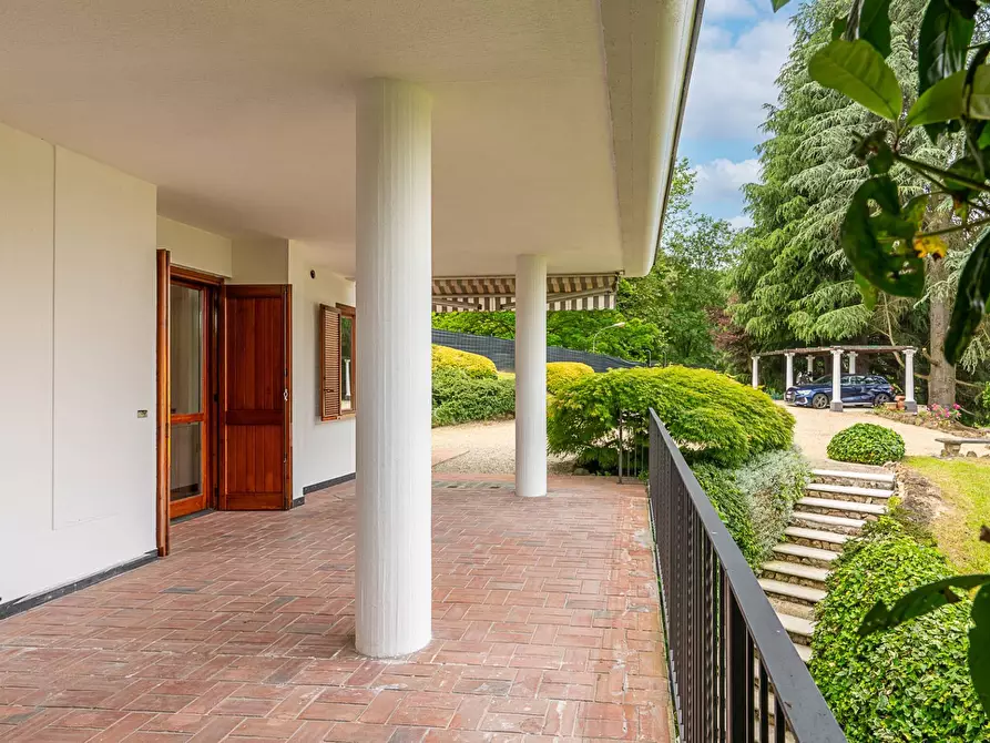 Immagine 11 di Appartamento in vendita  in Strada Val Salice a Torino