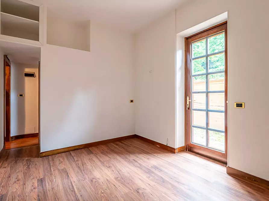 Immagine 27 di Appartamento in vendita  in Strada Val Salice a Torino