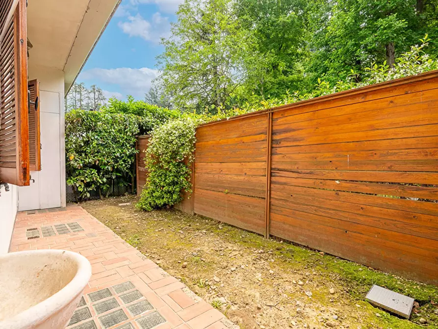 Immagine 29 di Appartamento in vendita  in Strada Val Salice a Torino