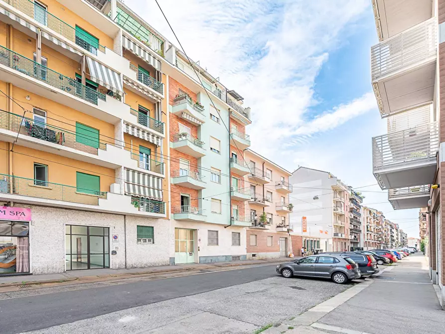 Immagine 23 di Appartamento in vendita  in via La Thuile a Torino
