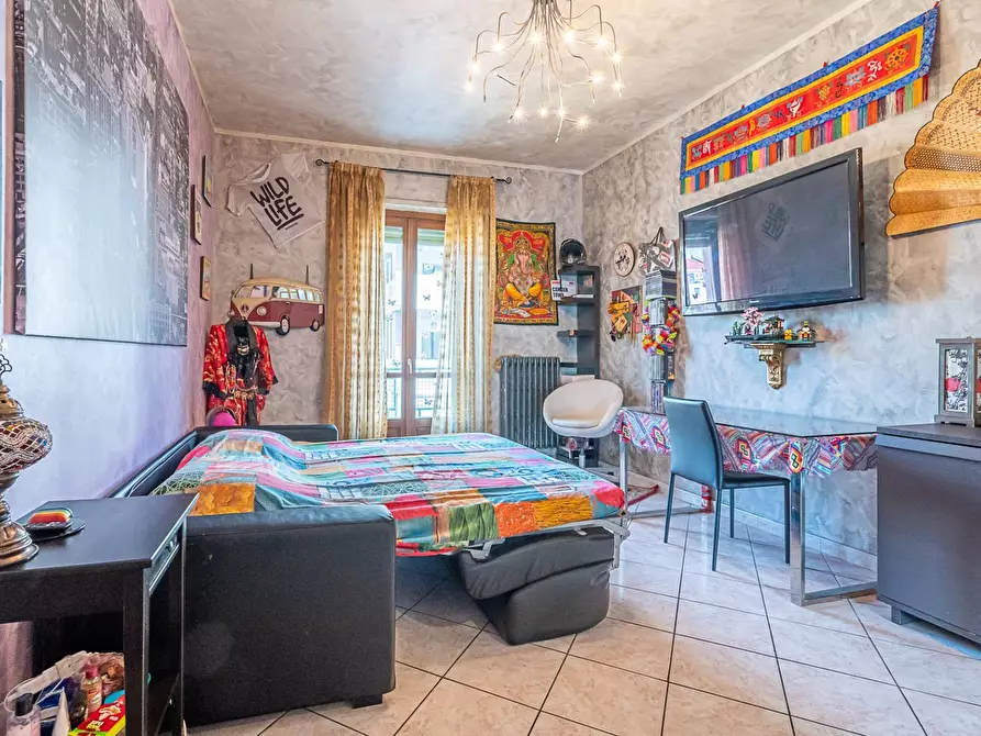 Immagine 18 di Appartamento in vendita  in via La Thuile a Torino