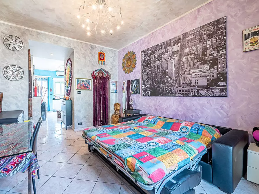 Immagine 19 di Appartamento in vendita  in via La Thuile a Torino