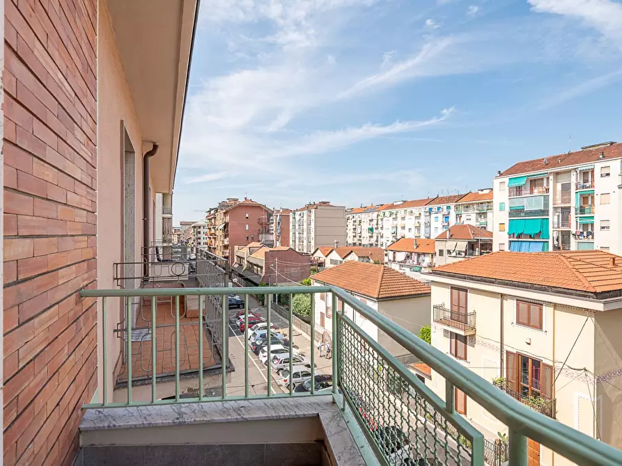 Immagine 24 di Appartamento in vendita  in via La Thuile a Torino